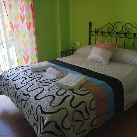 Apartamento A Pie De Playa Con Parking Privado 로타 외부 사진