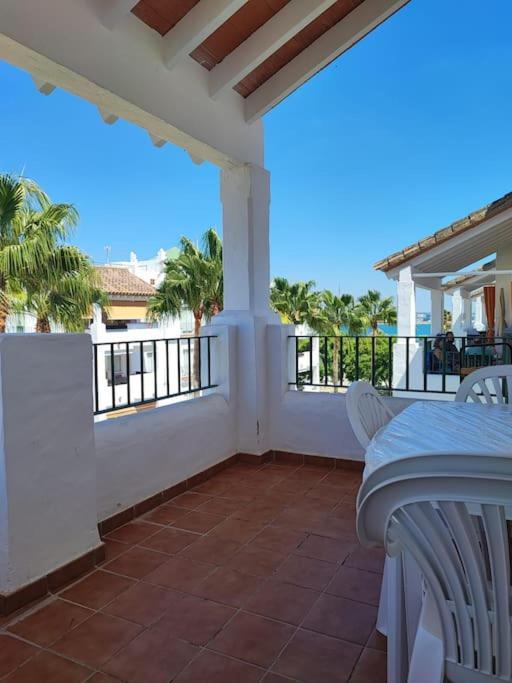 Apartamento A Pie De Playa Con Parking Privado 로타 외부 사진
